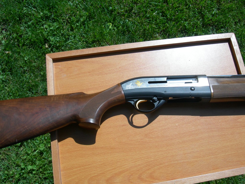 Like new Beretta AL391 Urika semi-auto shotgun for sale.