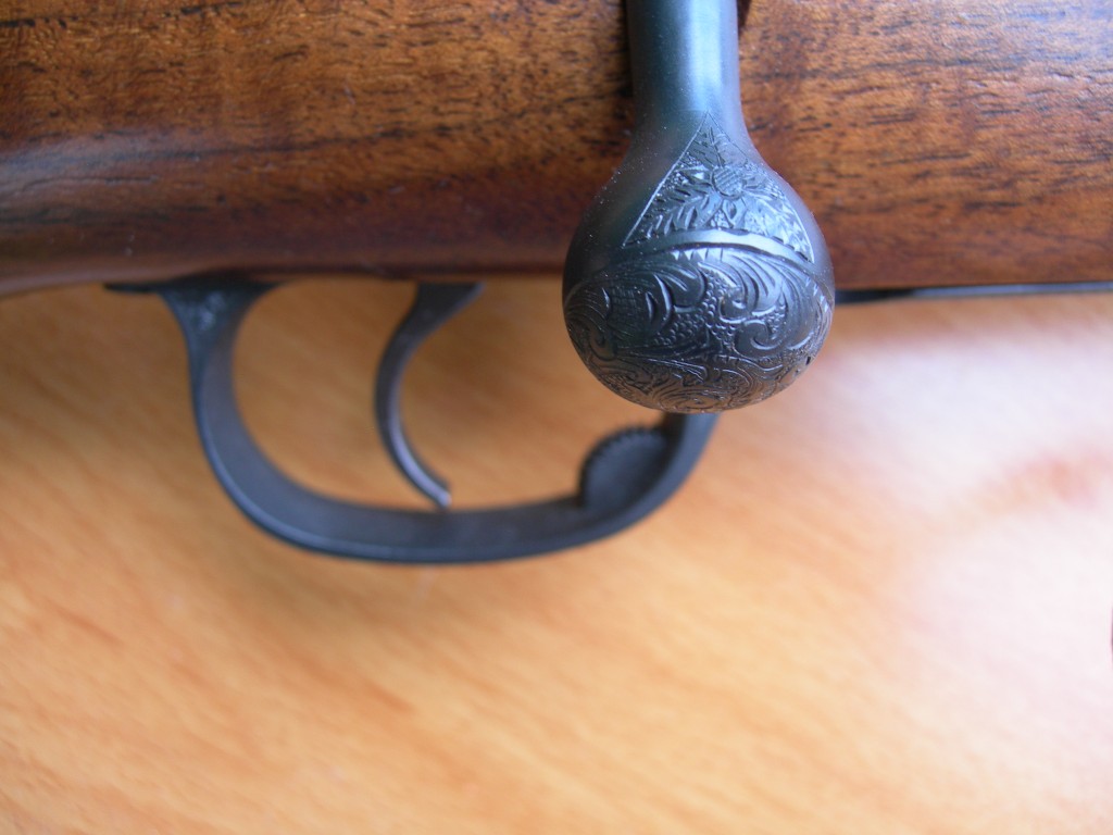 Detail engraved bolt knob - .257 Roberts