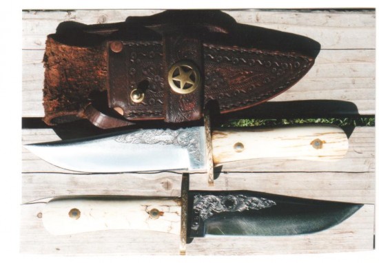 Exquisite Engraved Small Bowie Knife