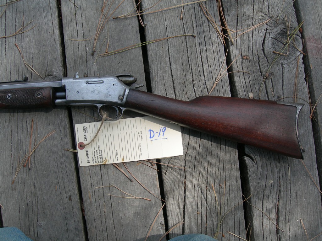 Colt Lightning Rifle (38/40)